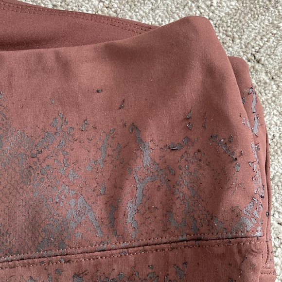 Simply Vera Vera Wang Snake Print Leggings - Picture 4 of 8